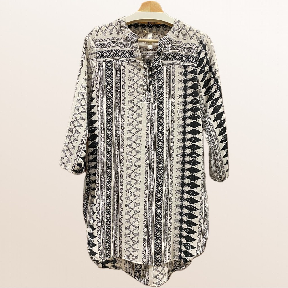 Gracie Black and White Patterned Tunic